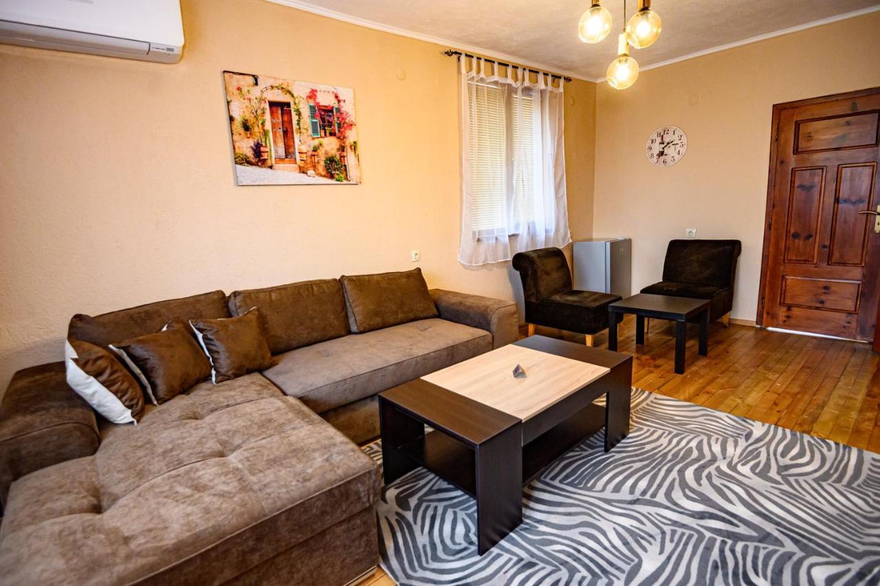 Lalev Guest House Bansko Exterior foto